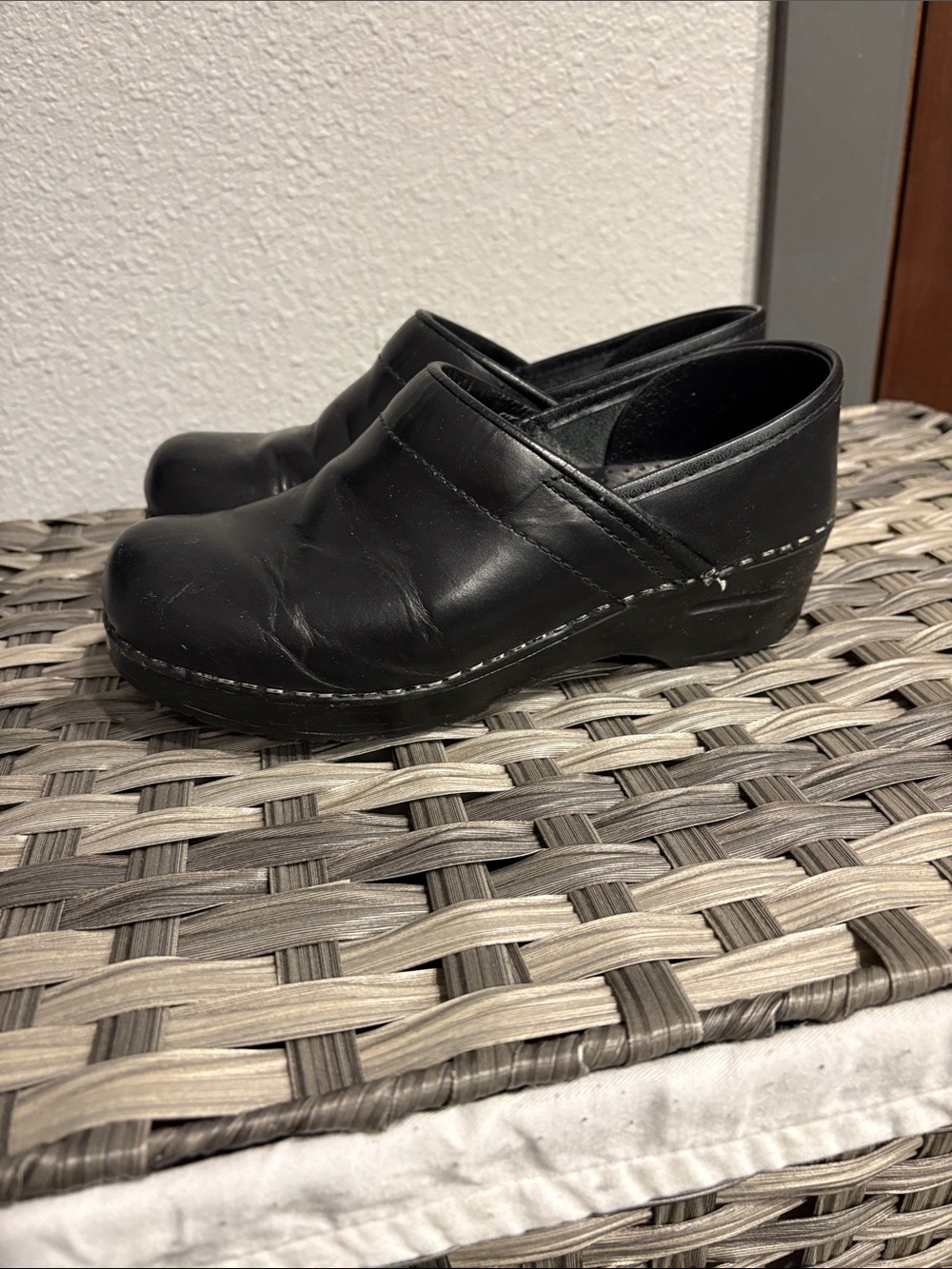 Dansko Clogs - Picture 2 of 4